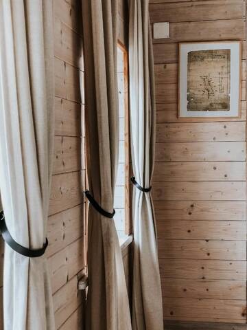Фото номера Дом с 2 спальнями Дома для отпуска Barbaripolis cottage in the forest г. Dumšiai 8