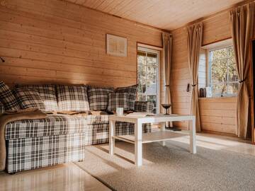Фотографии Дома для отпуска Barbaripolis cottage in the forest г. Dumšiai (Литва) №1 Фото Дома для отпуска Barbaripolis cottage in the forest г. Dumšiai 1