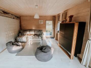 Фото номера Дом с 2 спальнями Дома для отпуска Barbaripolis cottage in the forest г. Dumšiai 13