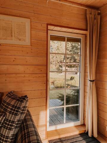 Фото номера Дом с 2 спальнями Дома для отпуска Barbaripolis cottage in the forest г. Dumšiai 25